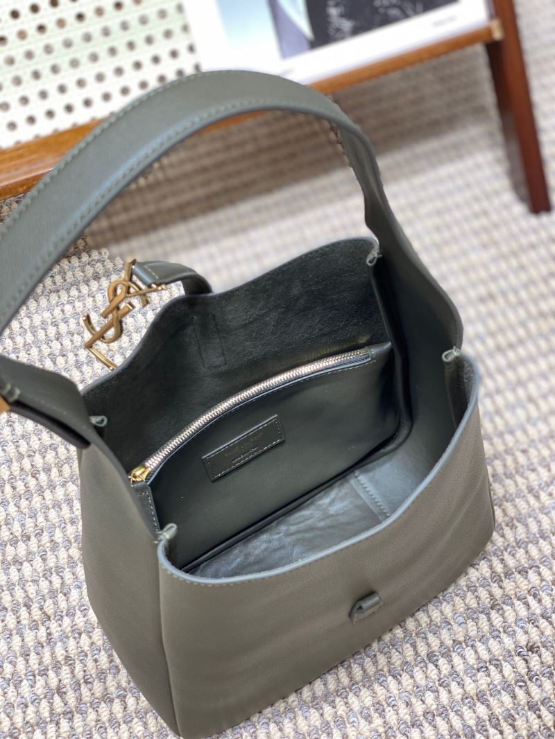 Y51 hobo bags